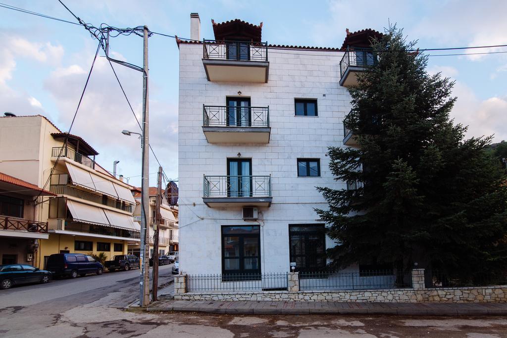Papastavrou Apartments Kalavryta Extérieur photo
