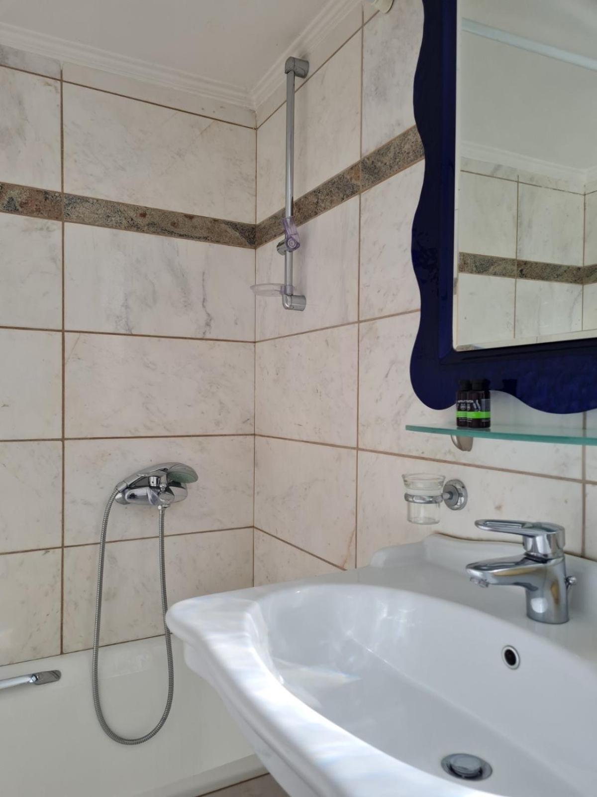 Papastavrou Apartments Kalavryta Chambre photo